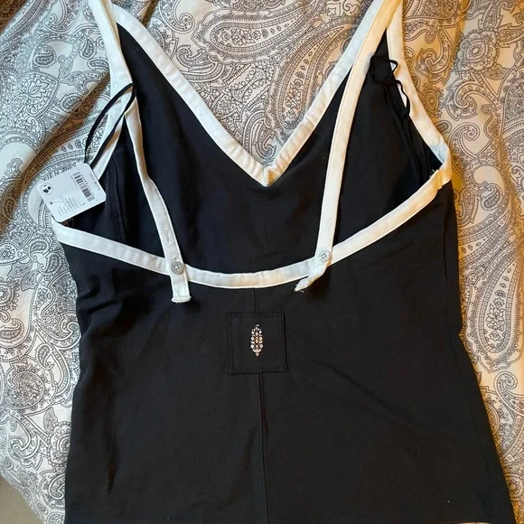 Free People Women’s Tank Top - Picture 2 of 3